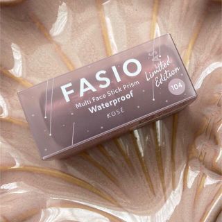 ファシオ(Fasio)のマルチフェイス スティック プリズム 104(フェイスカラー)