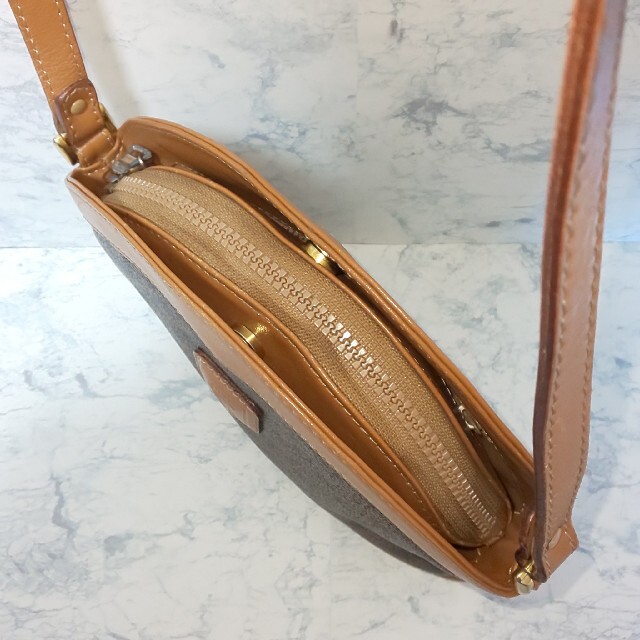 CELINE ミニショルダーバッグ トリオンフロゴ マカダム 【東京公式通販
