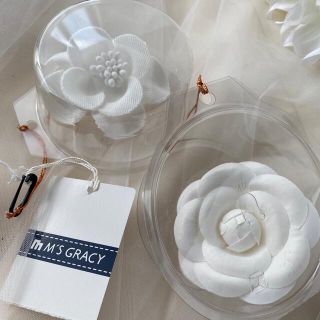 エムズグレイシー ブローチ/コサージュの通販 50点 | M'S GRACYの