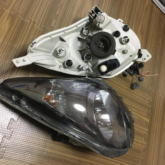スズキ(スズキ)のアルト ヘッドライト HA25V 自動車/バイクの自動車(車種別パーツ)の商品写真