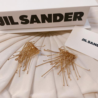 ジルサンダー(Jil Sander)の新品未使用⭐︎ジルサンダー　ゴールドピアス　日本未入荷(ピアス)