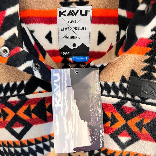 KAVU(カブー)のカブー　kavu フリース　希少　レザータグ　ネイティブ柄 メンズのジャケット/アウター(その他)の商品写真