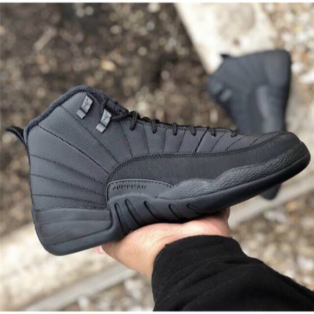 NIKE(ナイキ)のNIKE AIR JORDAN 12 RETRO "WINTER BLACK" メンズの靴/シューズ(スニーカー)の商品写真