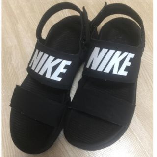 ナイキ(NIKE)のNIKE ナイキ タンジュン サンダル ブラック 23(サンダル)