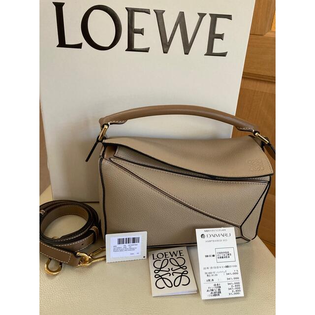 LOEWE(ロエベ)の美品！ロエベ　LOEWE  パズル　スモール　サンドミンク レディースのバッグ(ショルダーバッグ)の商品写真