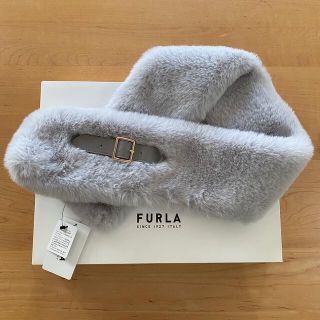 フルラ(Furla)のFURLA フェイクファーマフラー　ライトグレー(マフラー/ショール)