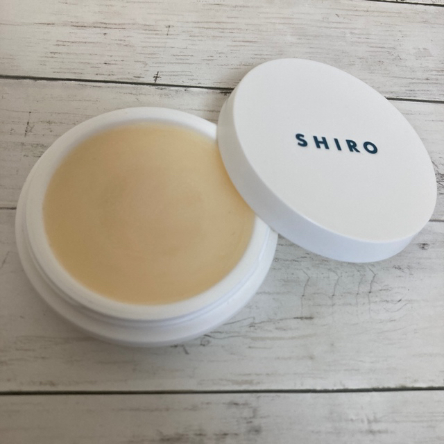 shiro(シロ)のSHIRO ホワイトリリー 練り香水 12g コスメ/美容のボディケア(その他)の商品写真