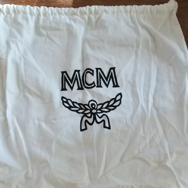 MCM(エムシーエム)のMCM 袋 レディースのバッグ(ショップ袋)の商品写真