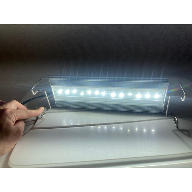 アクロ TRIANGLE LED BRIGHT 300 その他のペット用品(アクアリウム)の商品写真