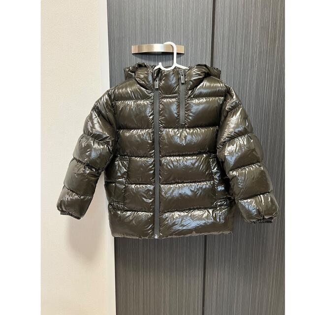 【新品】ARMANI☆ダウンジャケット　6A