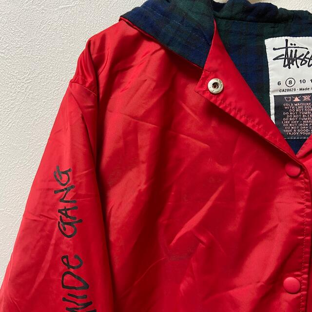 STUSSY(ステューシー)の希少デザイン　stussy ショート丈　ナイロンパーカー　レディース レディースのジャケット/アウター(ナイロンジャケット)の商品写真