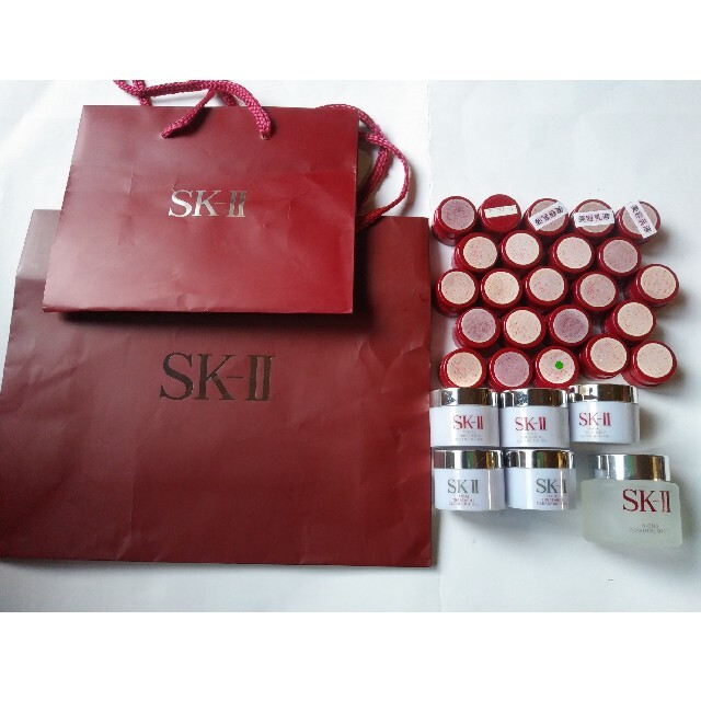 SK-II(エスケーツー)の空容器！！　SK-II R.N.A.パワー、紙袋　などまとめて コスメ/美容のスキンケア/基礎化粧品(アイケア/アイクリーム)の商品写真