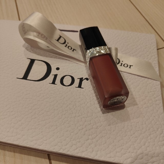 Christian Dior(クリスチャンディオール)の【美品】Dior　リップ コスメ/美容のベースメイク/化粧品(口紅)の商品写真