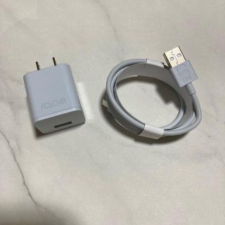 アイコス(IQOS)の【新品】iQOS 3 純正 充電器 (タバコグッズ)