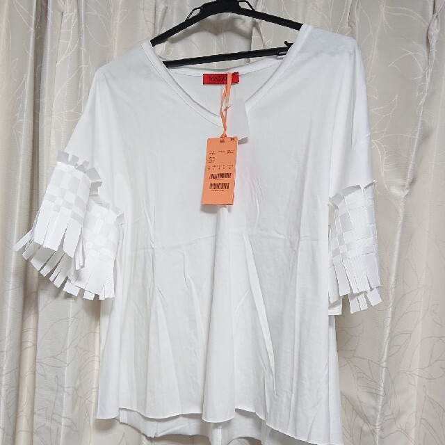 Max & Co.(マックスアンドコー)のMAX&Co. Tシャツ 白 新品未使用品 レディースのトップス(Tシャツ(半袖/袖なし))の商品写真