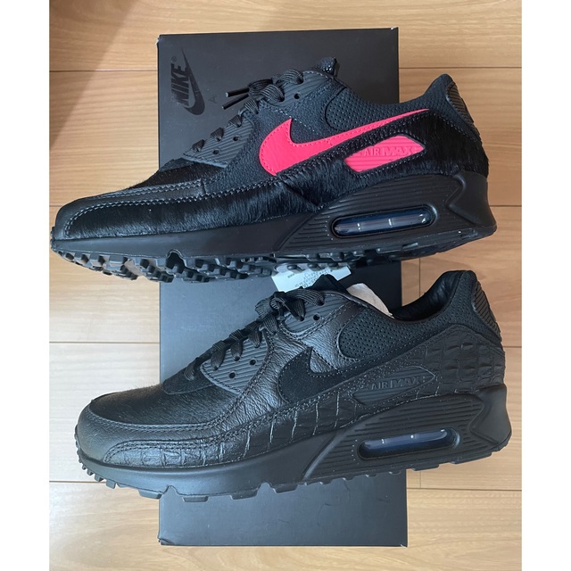 NIKE(ナイキ)のNIKE AIR MAX 90 新品未使用　27.5cm メンズの靴/シューズ(スニーカー)の商品写真