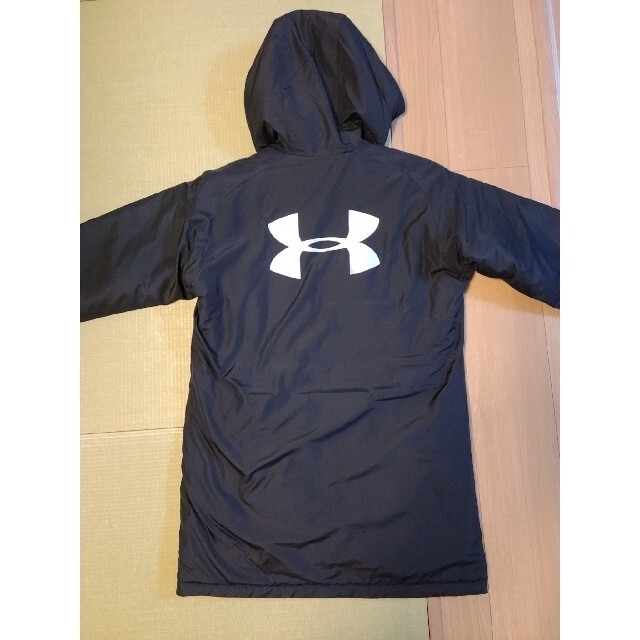 UNDER ARMOUR(アンダーアーマー)のUNDER ARMOUR　ベンチコート　160cm キッズ/ベビー/マタニティのキッズ服男の子用(90cm~)(コート)の商品写真