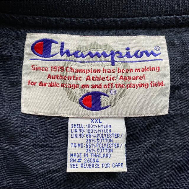 Champion(チャンピオン)のチャンピオン プルオーバー ナイロン Vネック ビンテージ 90s 刺繍　ロゴ メンズのジャケット/アウター(ナイロンジャケット)の商品写真