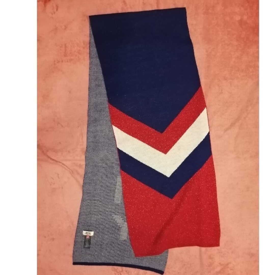 TOMMY HILFIGER(トミーヒルフィガー)のいちご様専用　希少美品　TOMMY HILFIGER　Unisex ストール レディースのファッション小物(マフラー/ショール)の商品写真