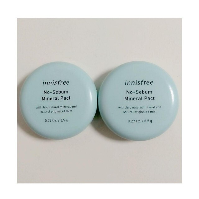 Innisfree(イニスフリー)の【2個セット】イニスフリー ミネラルパクト 8.5g コスメ/美容のベースメイク/化粧品(フェイスパウダー)の商品写真