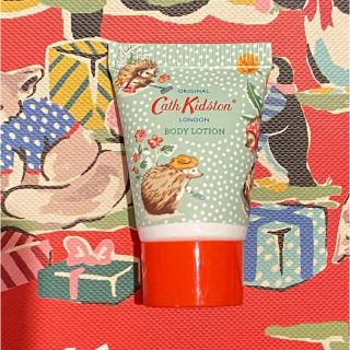 キャスキッドソン(Cath Kidston)のキャスキッドソン　ネイルクリーム　新品(ハンドクリーム)