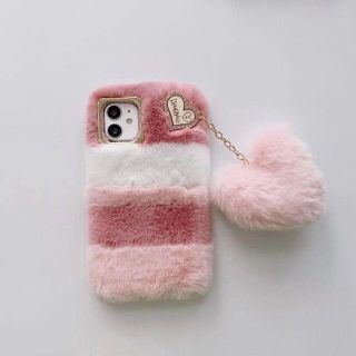 【大人気】iPhoneファーケース ポンポン付き ふわふわ モコモコ 可愛い(iPhoneケース)