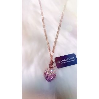 スワロフスキー(SWAROVSKI)のSWAROVSKI ピンクハートネックレス(ネックレス)