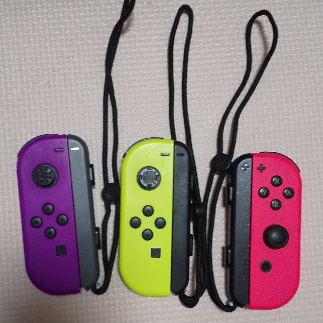 Nintendo Switch(ニンテンドースイッチ)のジョイコン  ジャンク品 エンタメ/ホビーのゲームソフト/ゲーム機本体(その他)の商品写真