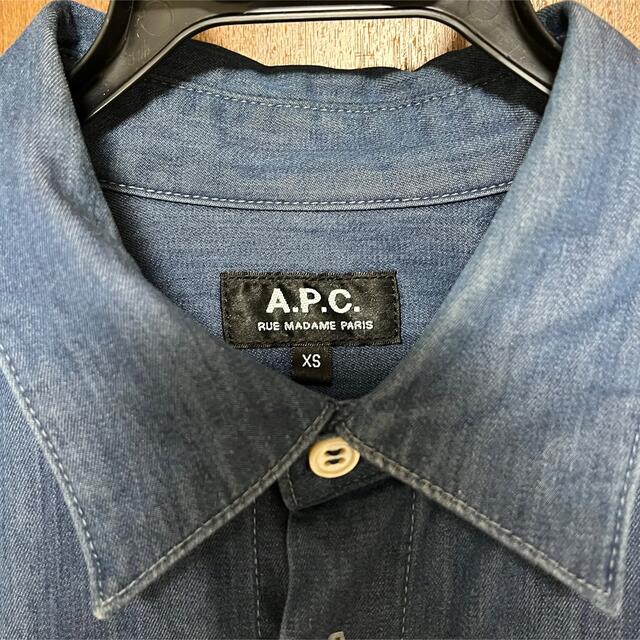 アーペーセーナイロンダウンベストAPC apc A.P.C.Tシャツアクネキツネ