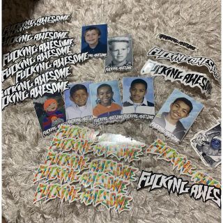 シュプリーム(Supreme)のFucking Awesome Class Photo Sticker Pack(ステッカー)