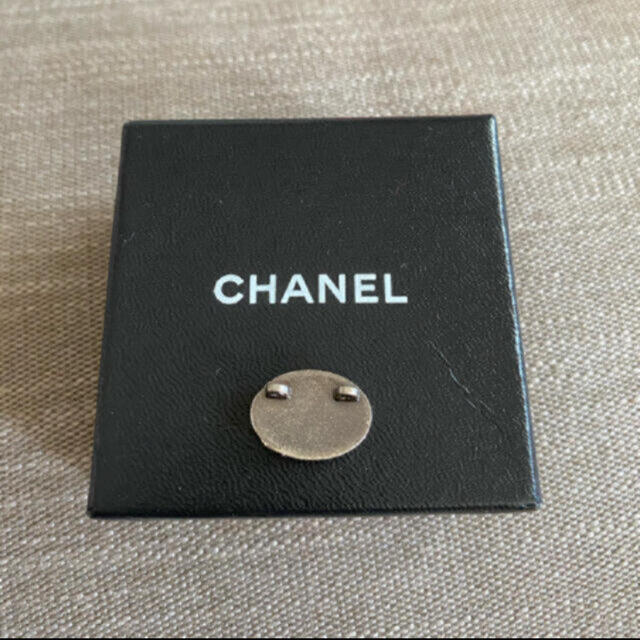 CHANEL(シャネル)のシャネル　CHANEL   ボタン　No.181 ハンドメイドの素材/材料(各種パーツ)の商品写真