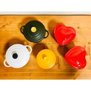 ルクルーゼ(LE CREUSET)の最終値下げ【５個セット・バラ売り不可】レア　ルクルーゼ   食器(食器)