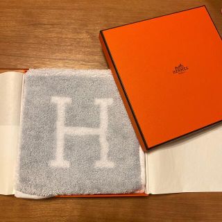 エルメス(Hermes)の【HERMES】エルメス　タオルハンカチ　新品未使用(ハンカチ)