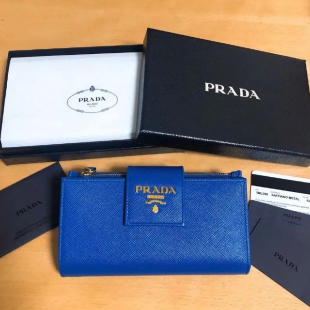コンパクト PRADA - mimiさん専用 プラダ PRADA 二つ折り財布 レザー