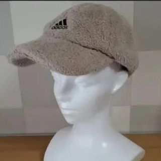 アディダス(adidas)の♡【美品】adidas　ボア　モコモコ　キャップ　ベージュ　帽子(キャップ)