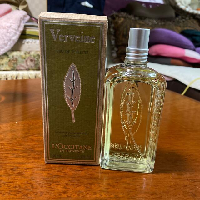 L'OCCITANE(ロクシタン)のロクシタン　ヴァーベナ　オーデトワレ　100ml コスメ/美容の香水(ユニセックス)の商品写真