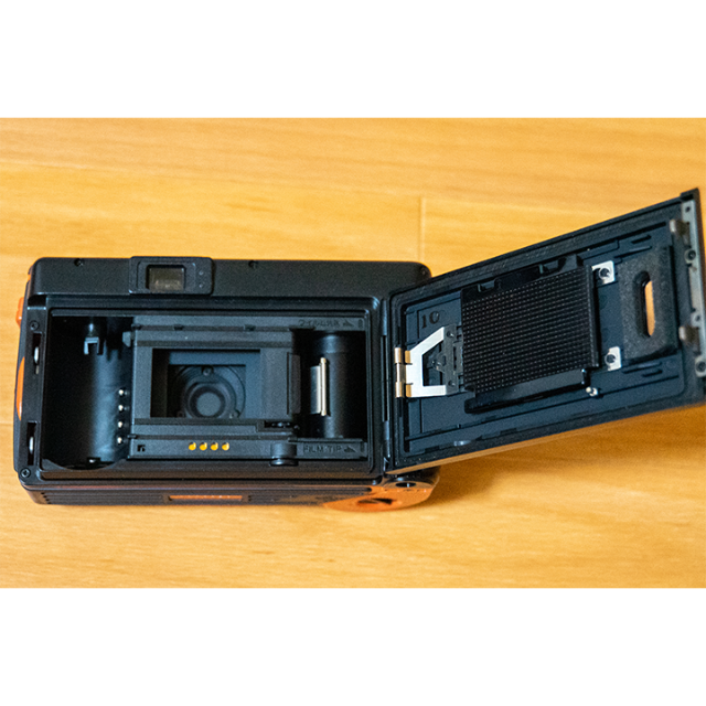 動作確認済Konica 現場監督 35 WB フィルムカメラ