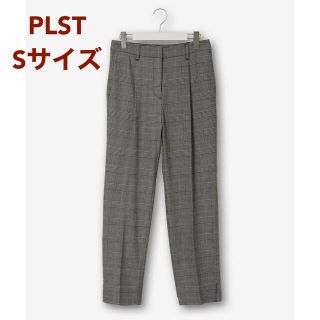 プラステ(PLST)の未使用＊大草直子さん着 PLST ＊美シルエット＊ウールブレンドスリットパンツ(カジュアルパンツ)