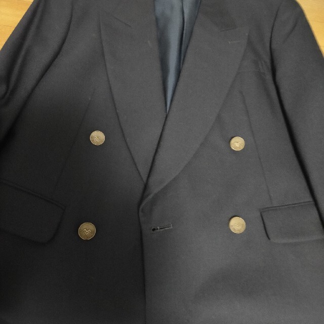 MARIO VALENTINO(マリオバレンチノ)のマリオバレンチノ濃紺色ブレザー メンズのジャケット/アウター(テーラードジャケット)の商品写真