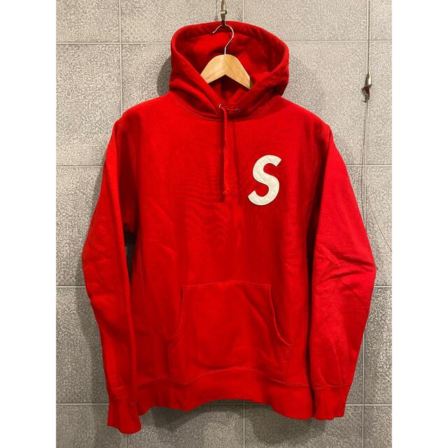 正規品保証　Supreme hoodie