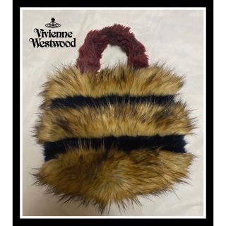 ヴィヴィアンウエストウッド(Vivienne Westwood)のヴィヴィアンウエストウッド　ファー　バック　(ハンドバッグ)