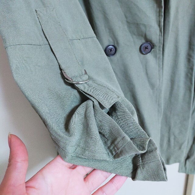Bershka(ベルシュカ)のBershka トレンチジャケットSサイズ レディースのジャケット/アウター(トレンチコート)の商品写真