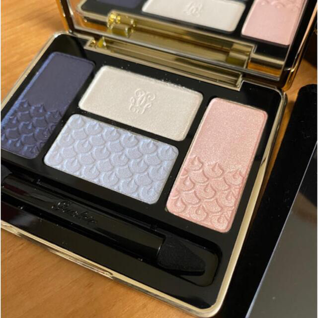 GUERLAIN(ゲラン)のゲラン エクラン キャトル クルール 18 レニュエ コスメ/美容のベースメイク/化粧品(アイシャドウ)の商品写真