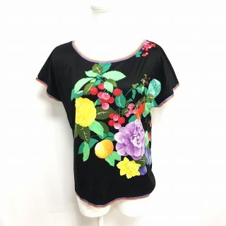 レオナール(LEONARD)のレオナール FASHION カットソー Tシャツ 半袖 フルーツ柄 花柄 黒(カットソー(半袖/袖なし))