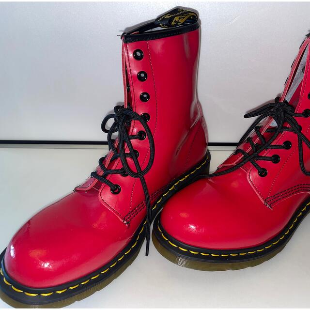 Dr.Martens(ドクターマーチン)の★Dr.Martens 1460 8ホールブーツ エナメルレッド メンズの靴/シューズ(ブーツ)の商品写真