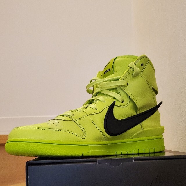 NIKE(ナイキ)のAMBUSH NIKE DUNK HIGH FLASH LIME メンズの靴/シューズ(スニーカー)の商品写真