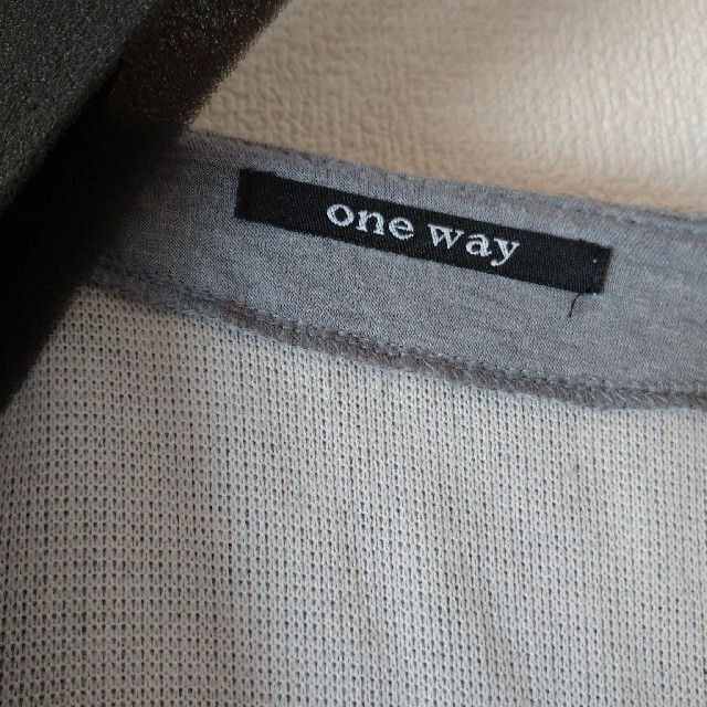 one*way(ワンウェイ)のone way グレー ファー ロングコート レディースのジャケット/アウター(ロングコート)の商品写真