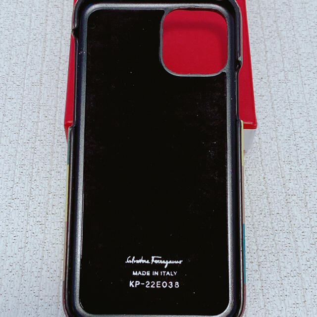 Salvatore Ferragamo(サルヴァトーレフェラガモ)のフェラガモ　iPhone11PROケース スマホ/家電/カメラのスマホアクセサリー(iPhoneケース)の商品写真