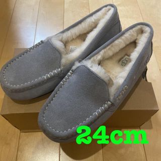 アグ(UGG)の新品　UGG アンスレー モカシン　ライトグレー(スリッポン/モカシン)