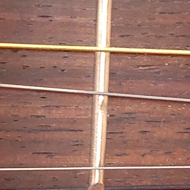 ヤマハ(ヤマハ)のYAMHA サイレントギター クリムゾンレッド 楽器のギター(アコースティックギター)の商品写真